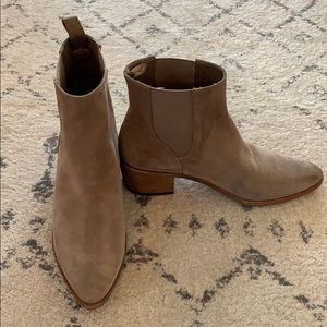 Dolce Vita Booties